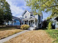 Building Photo - 2321 Elm St