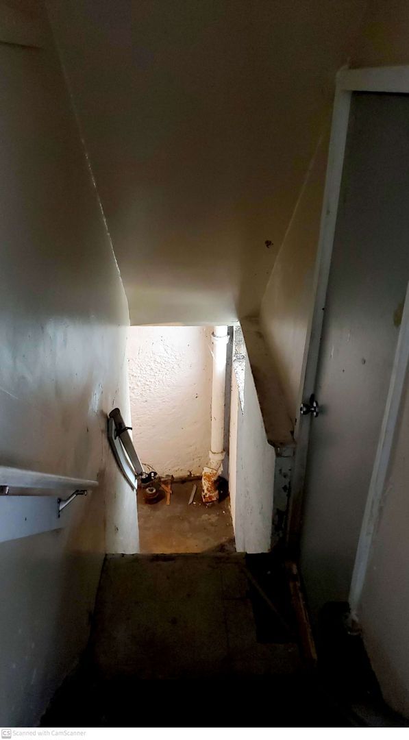 Building Photo - HALF OFF 2nd month rent! Beautiful 3 bed 1...