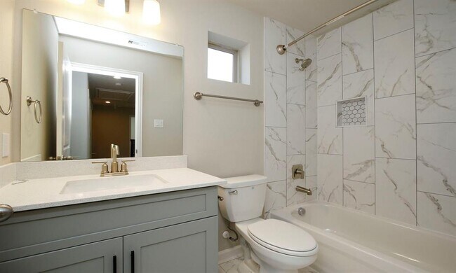 Building Photo - 12907 Andromeda Ct