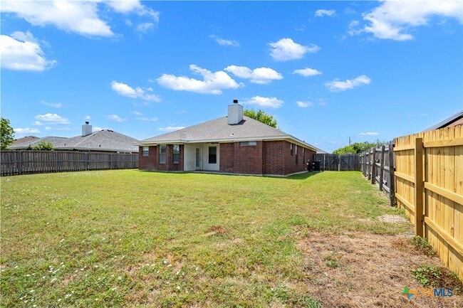 Building Photo - 5104 James Loop