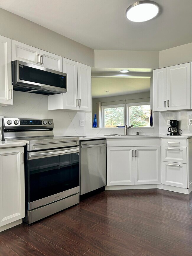 Building Photo - 4200 Colorado Ln