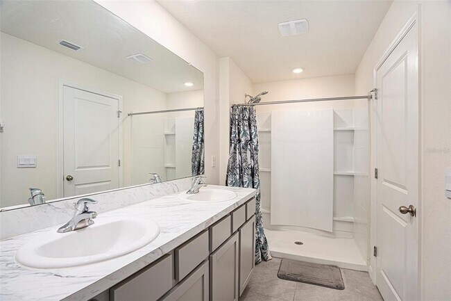 Building Photo - 38311 Sonnet Landing Ave