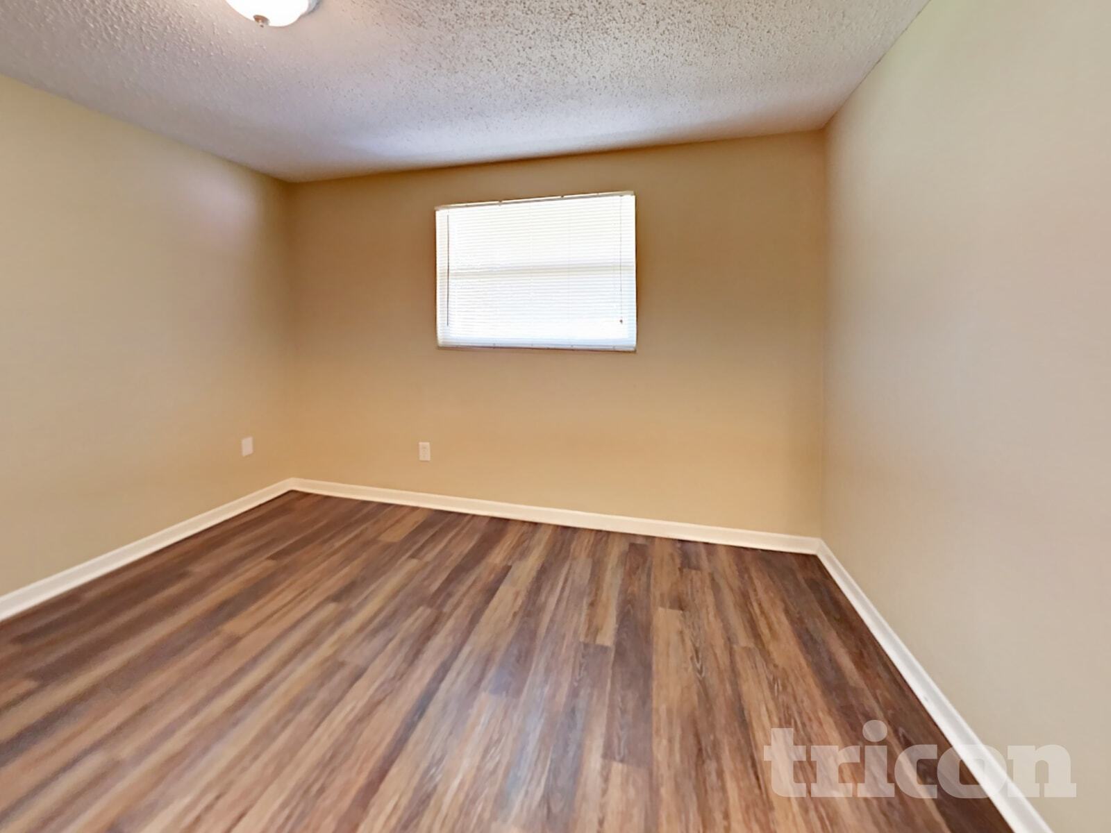 Building Photo - 8840 55th Wy N