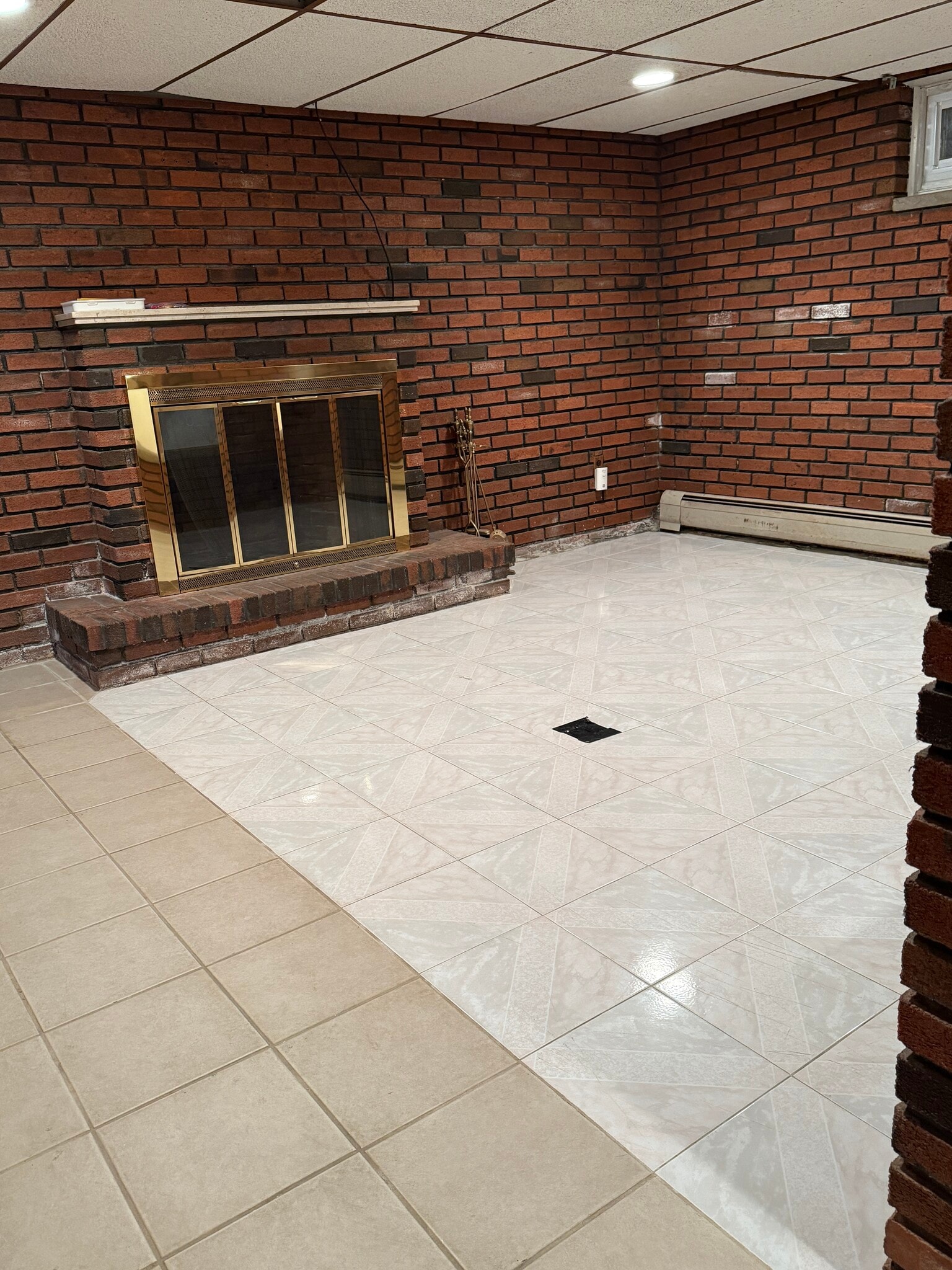 Building Photo - 458 Midland Ave