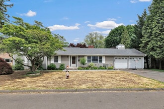 Building Photo - 150 Old Town Dr