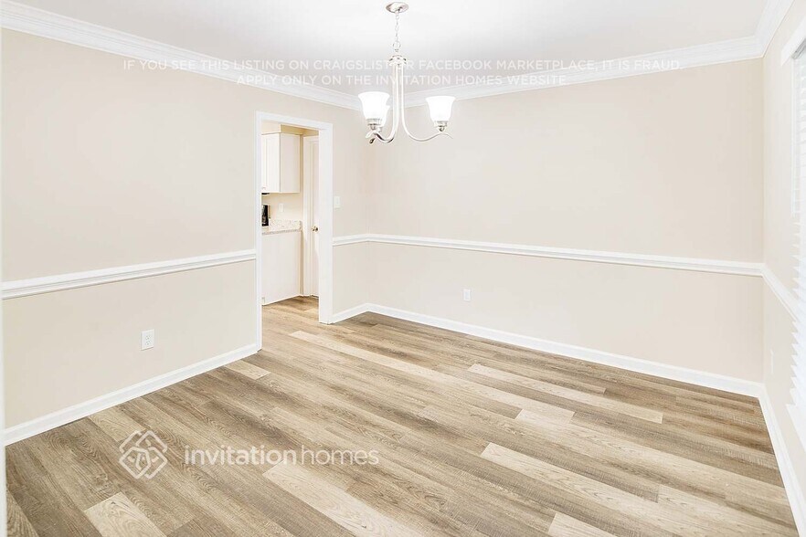 Building Photo - 11330 Harrowfield Rd