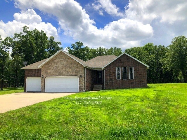 Primary Photo - Over 2,000 sqft on one level