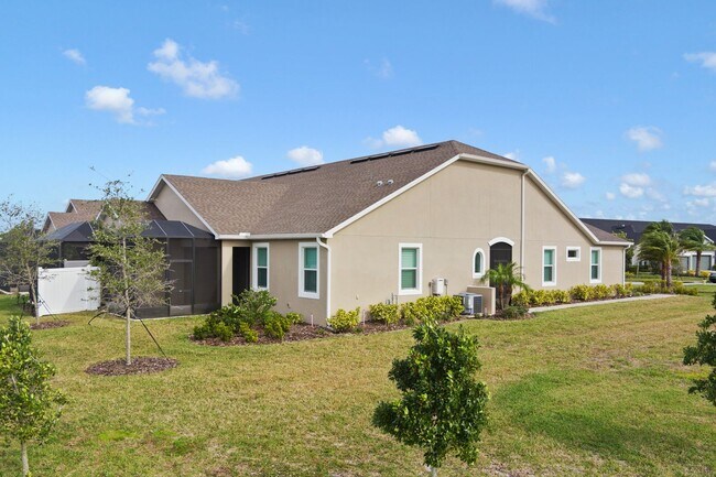 Building Photo - 8134 Loren Cove Dr