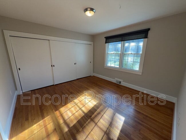 Building Photo - 2032 N Main St