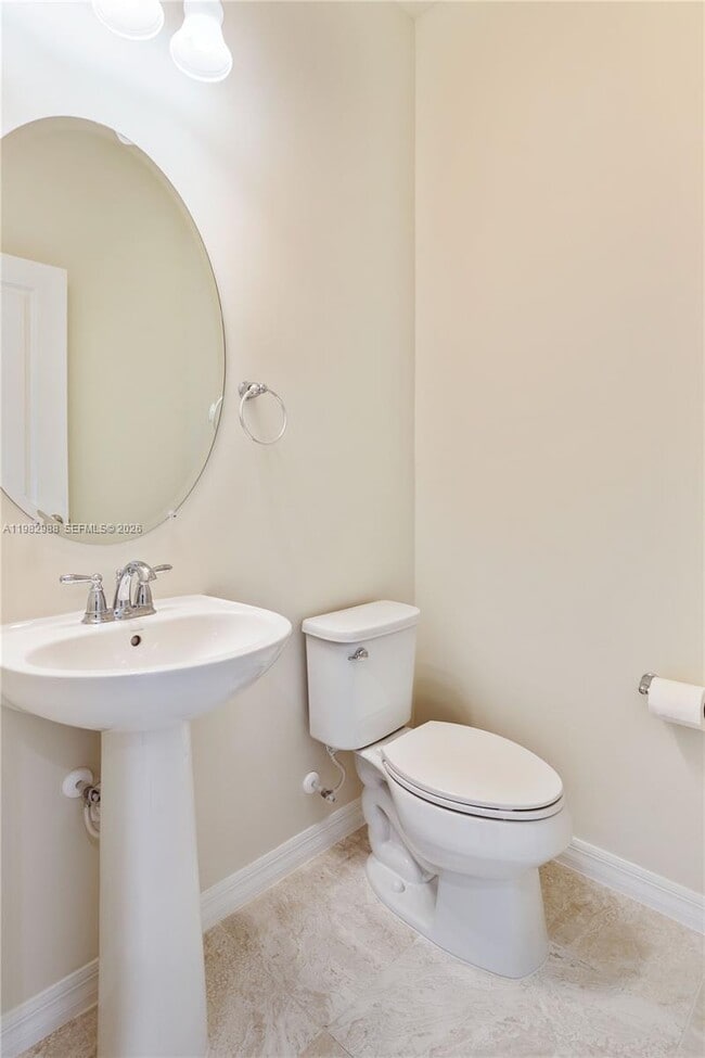 Building Photo - 1455 Silk Oak Dr