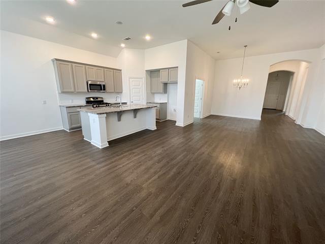 Building Photo - 1120 Sheldon Dr