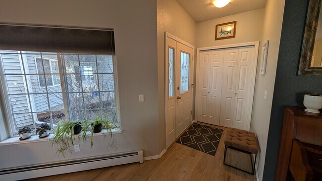 Building Photo - 12580 Old Glenn Hwy