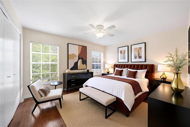 Building Photo - 13542 Embassy Park Ct