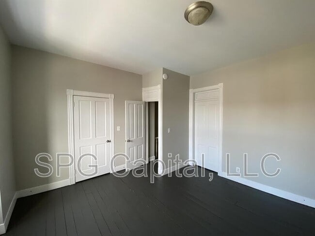 Building Photo - 16 East Ave