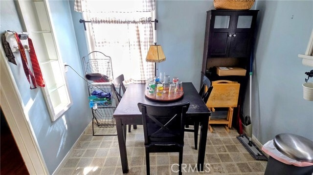 Building Photo - 10551 Karmont Ave