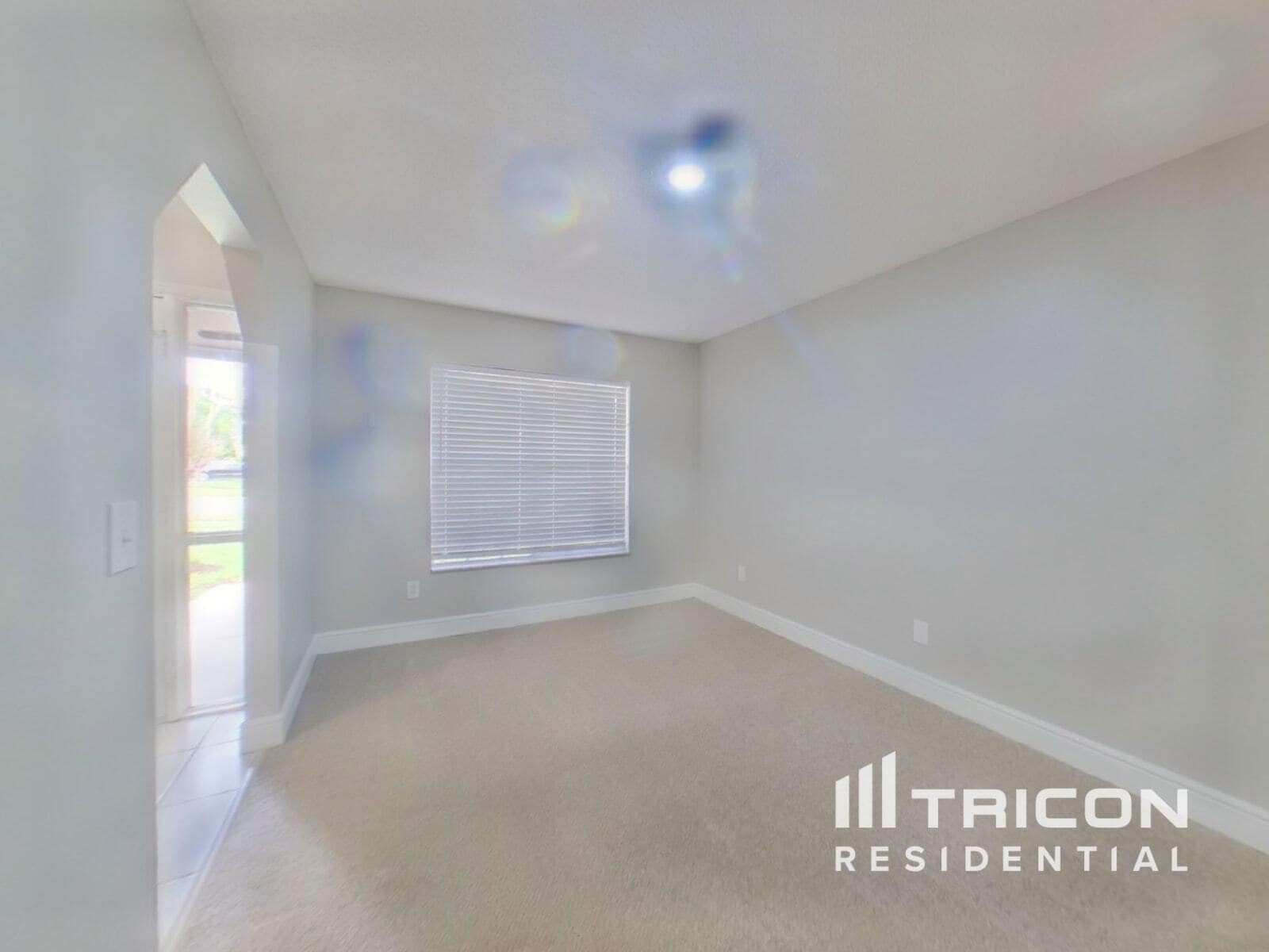 Building Photo - 792 Silversmith Cir