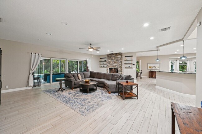 Building Photo - 9417 Whippoorwill Trail