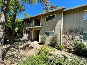 Building Photo - 6801 SW Terri Ct