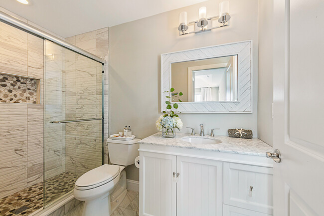 Master Bathroom - 968 Mill Creek Rd