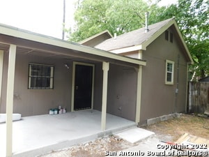 Building Photo - 822 N Cherry St
