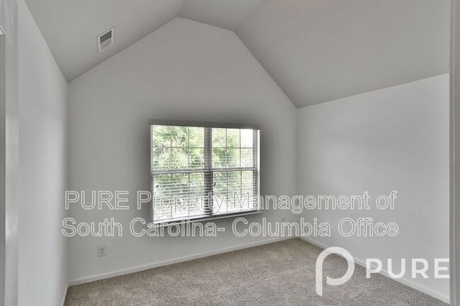 Building Photo - 522 Moulton Way