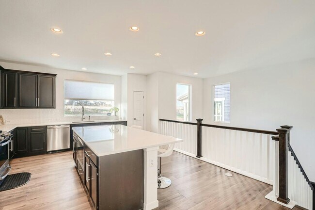 Building Photo - 11059 Shining Star Cir