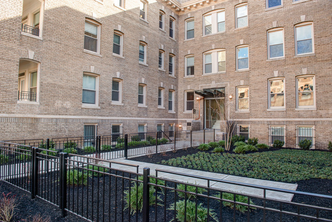 Building Photo - Park Road Courts