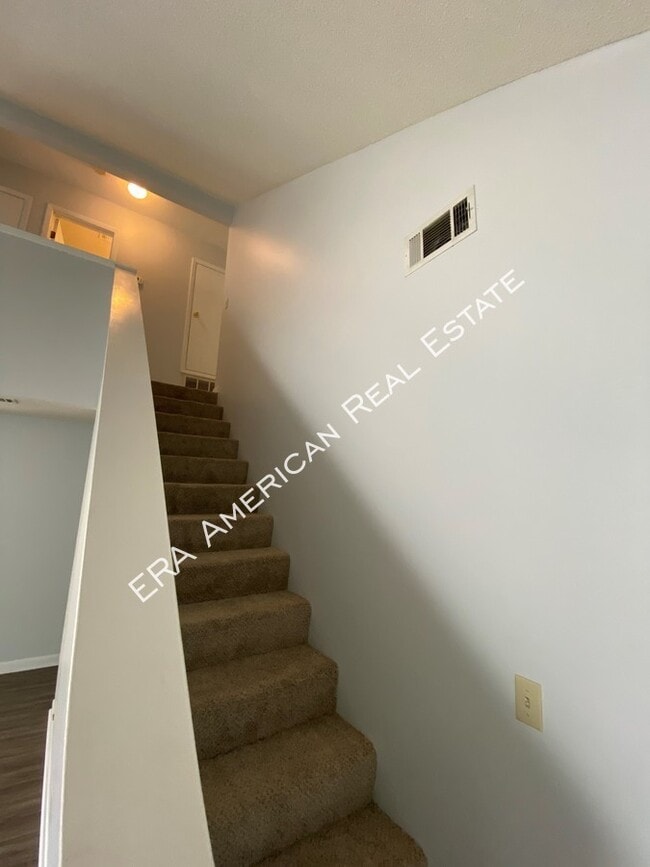 Building Photo - 169 Wright Cir