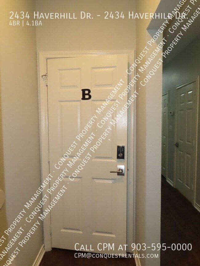 Building Photo - 2434 Haverhill Dr
