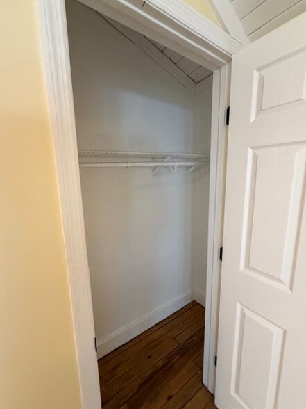 Bedroom closet - 1112 E Duffy St