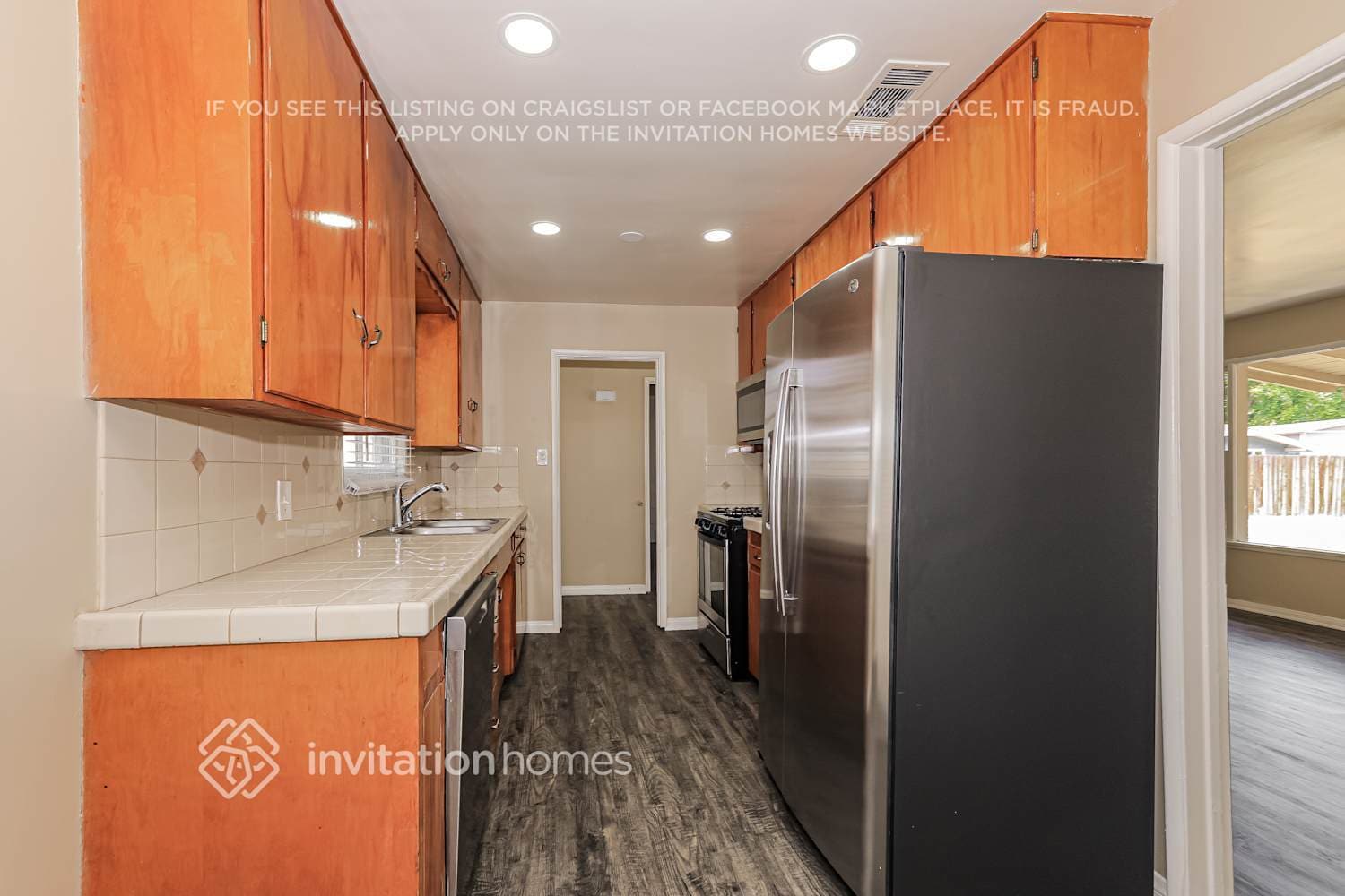 Building Photo - 6910 Malibu Dr