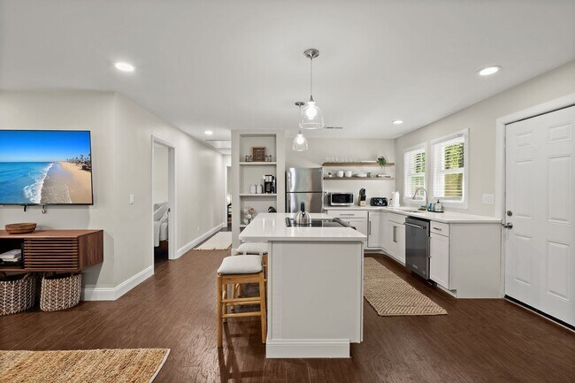 Building Photo - Classic Brick Ranch with Modern Updates and Expansive Backyard