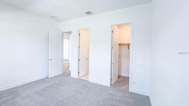 Building Photo - 7453 Estuary Lk Lp