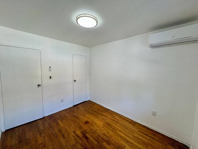Building Photo - 436 Olmstead Ave