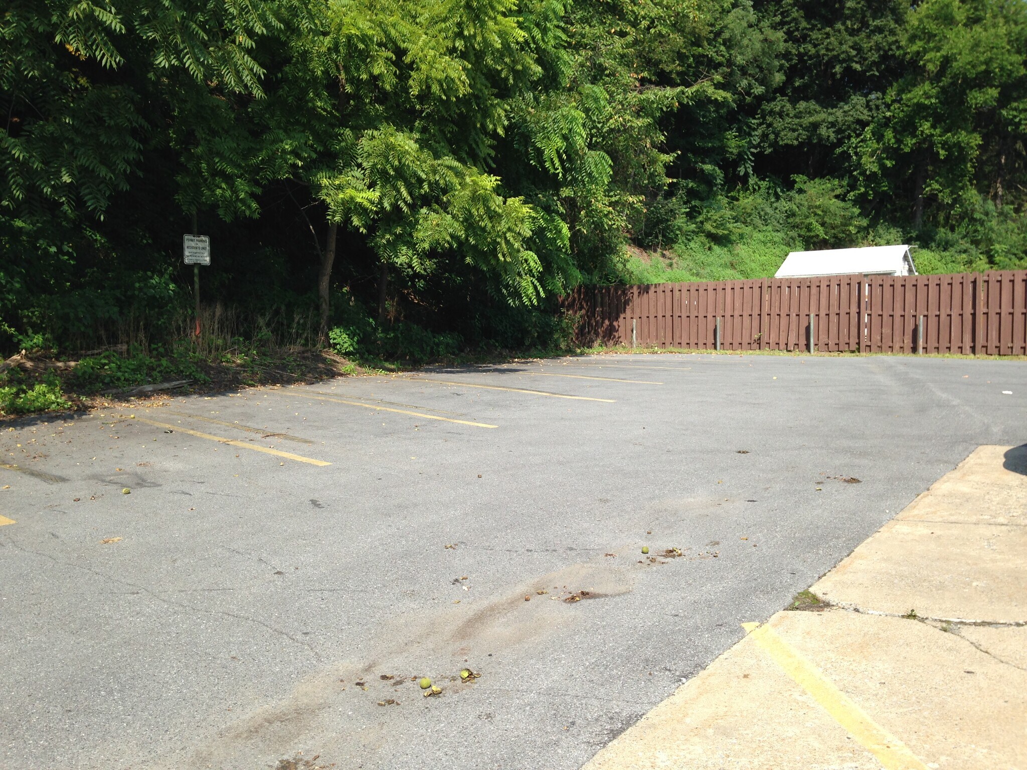 Off-Street Parking - 191 N Fairview St