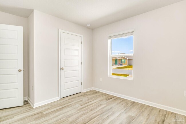 Building Photo - 6323 June Bug Dr