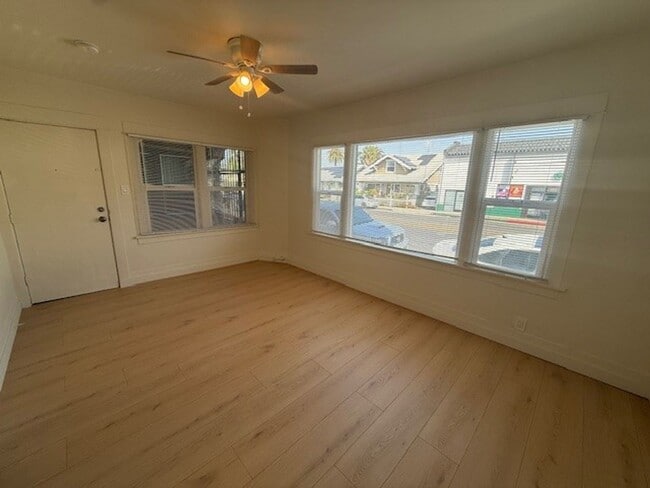 Building Photo - 1730 E. 7th St. #1