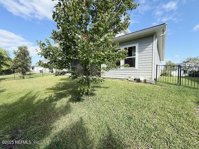Building Photo - 676 Natureland Cir