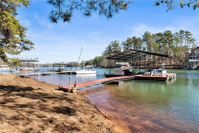 Building Photo - 4035 Lacey Dr