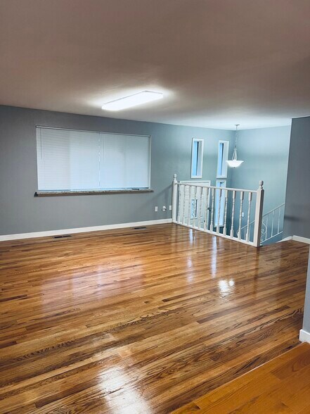 Primary Photo - 12630 SE 160th St