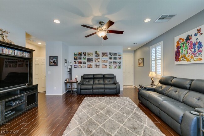 Building Photo - 7859 Shoreline Ridge Ct