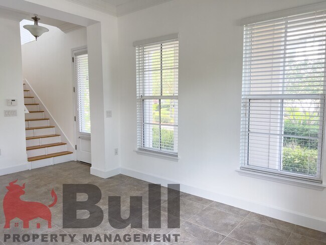 Building Photo - 14014 Dunant Ln