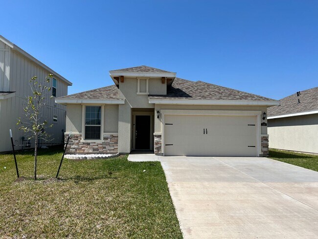 Building Photo - Beautiful Brand New  4bed/3 bath House in ...