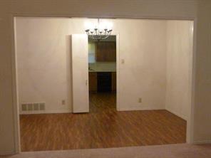 Primary Photo - 2205 Canterbury Ct