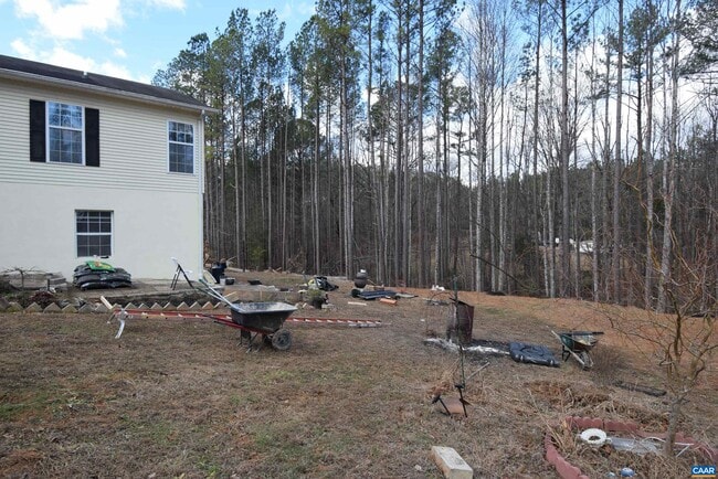 Building Photo - 3364 Dogwood Dr