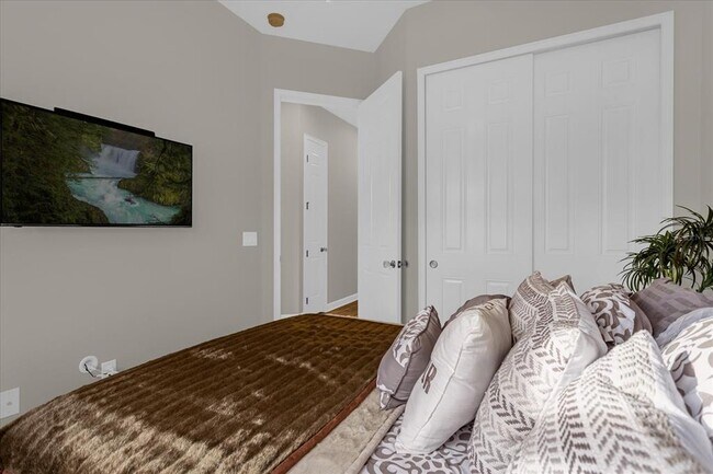 Building Photo - 1360 Cody Chase Way
