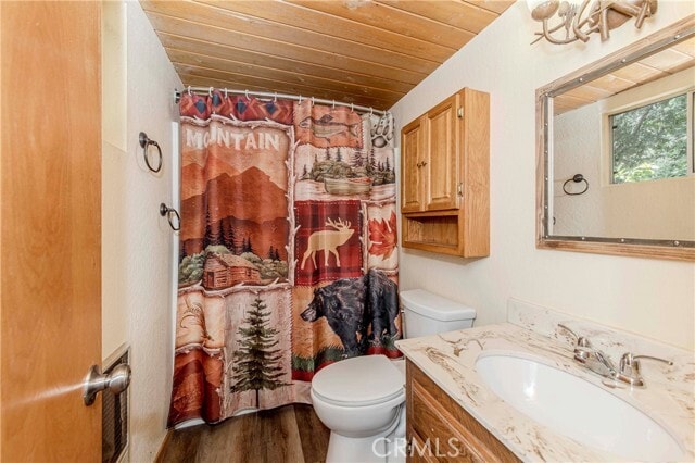 Building Photo - 828 Fern Dr