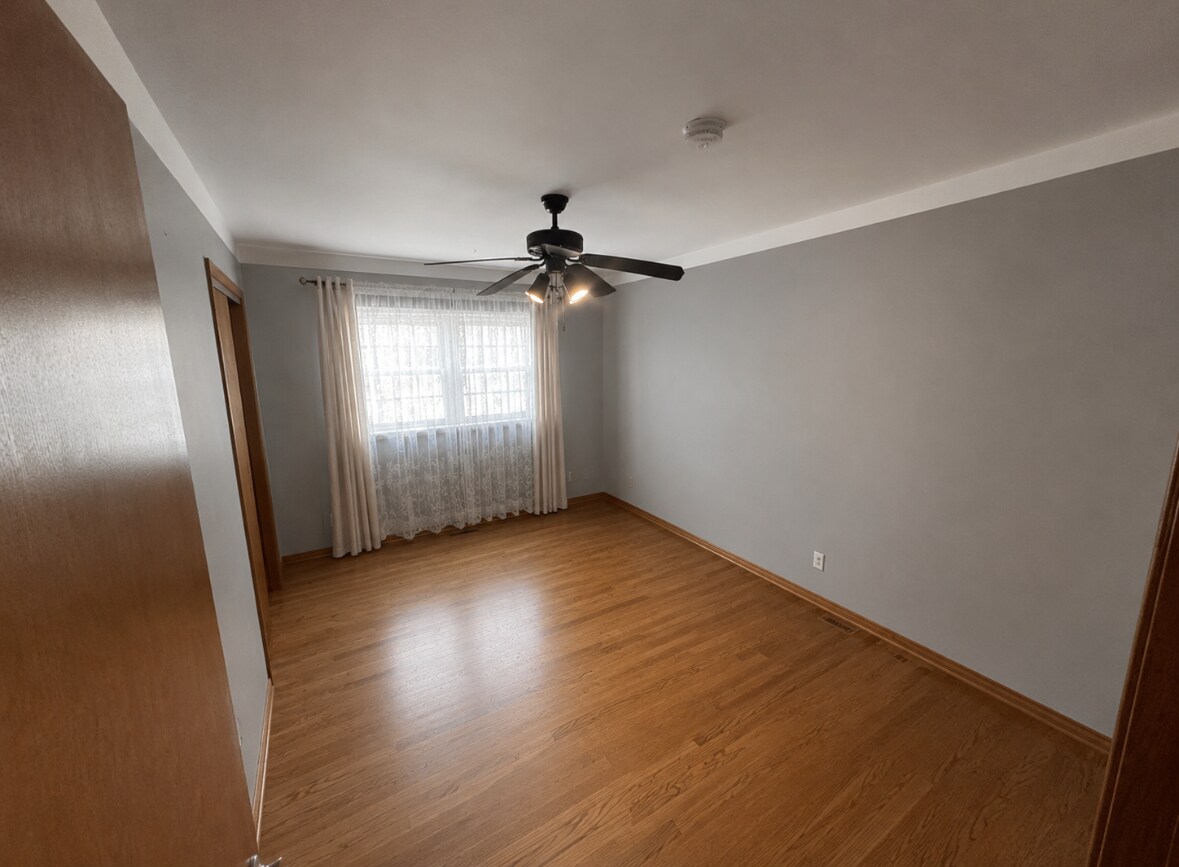 Building Photo - 8157 Smith Ln