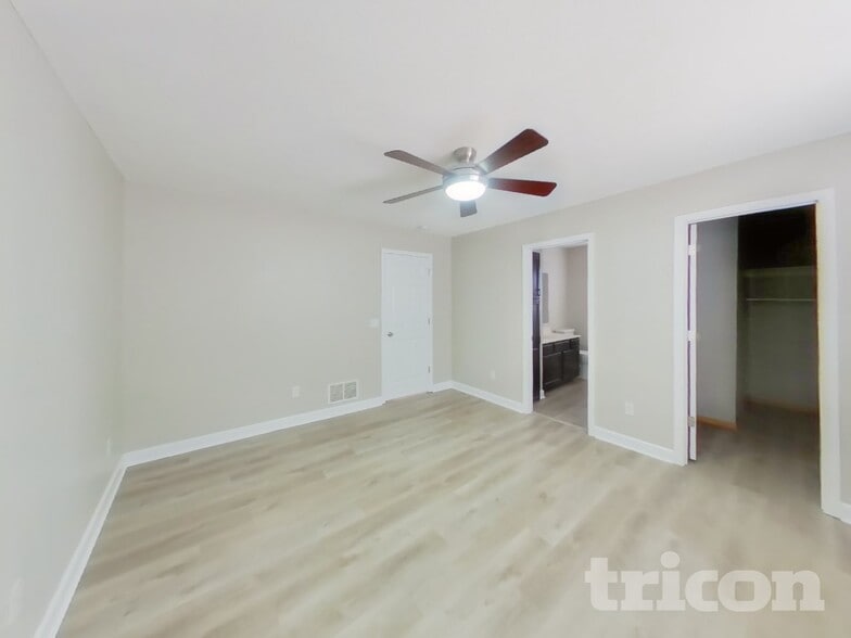 Building Photo - 1300 Bluebill Blvd