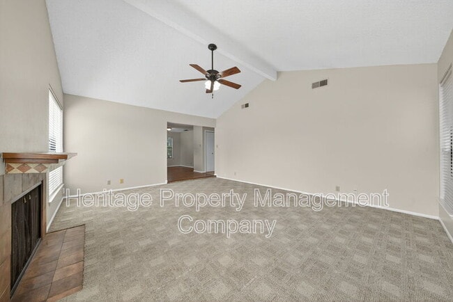 Building Photo - 145 E Summit Ave